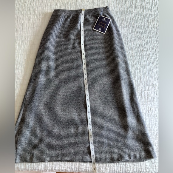 NWT VTG Pringle cashmere grey/white Aline skirt w/ elastic waistband - Picture 7 of 10